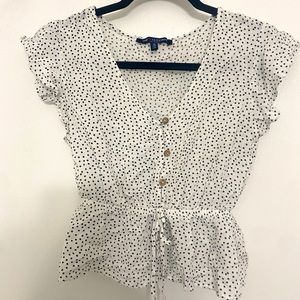 T-shirt size Small (S) , comfortable and cute for any occasion , completely new